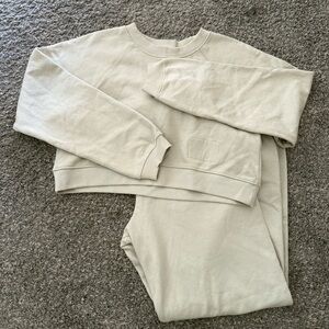 Daily Drills Light Green Cropped Sweatshirt and Sweat Set